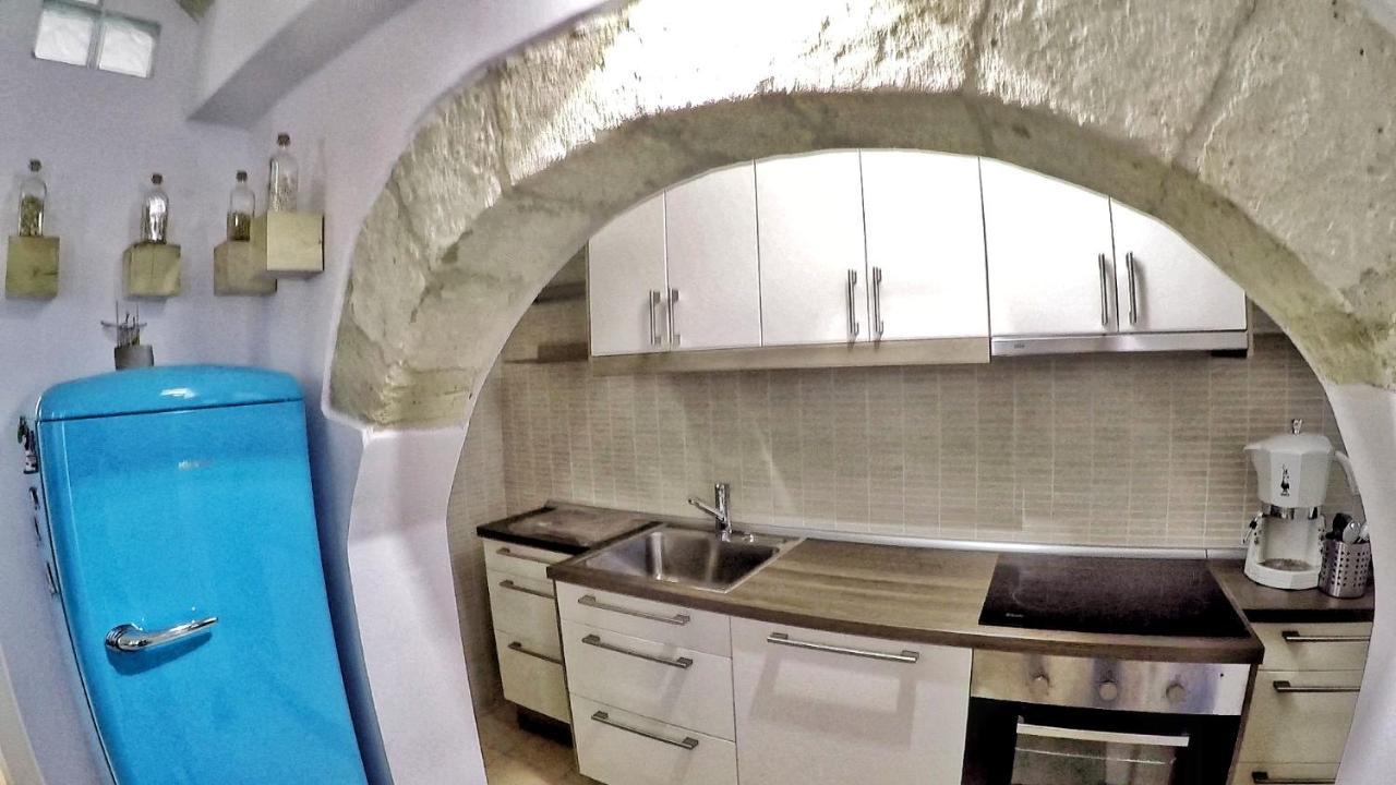 Monopoli Casa Vacanze Bagian luar foto